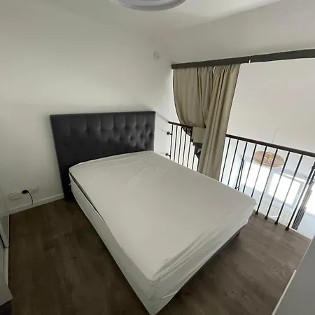 Center Flat 4 Persons * ナント