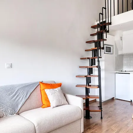 Center Flat 4 Persons *